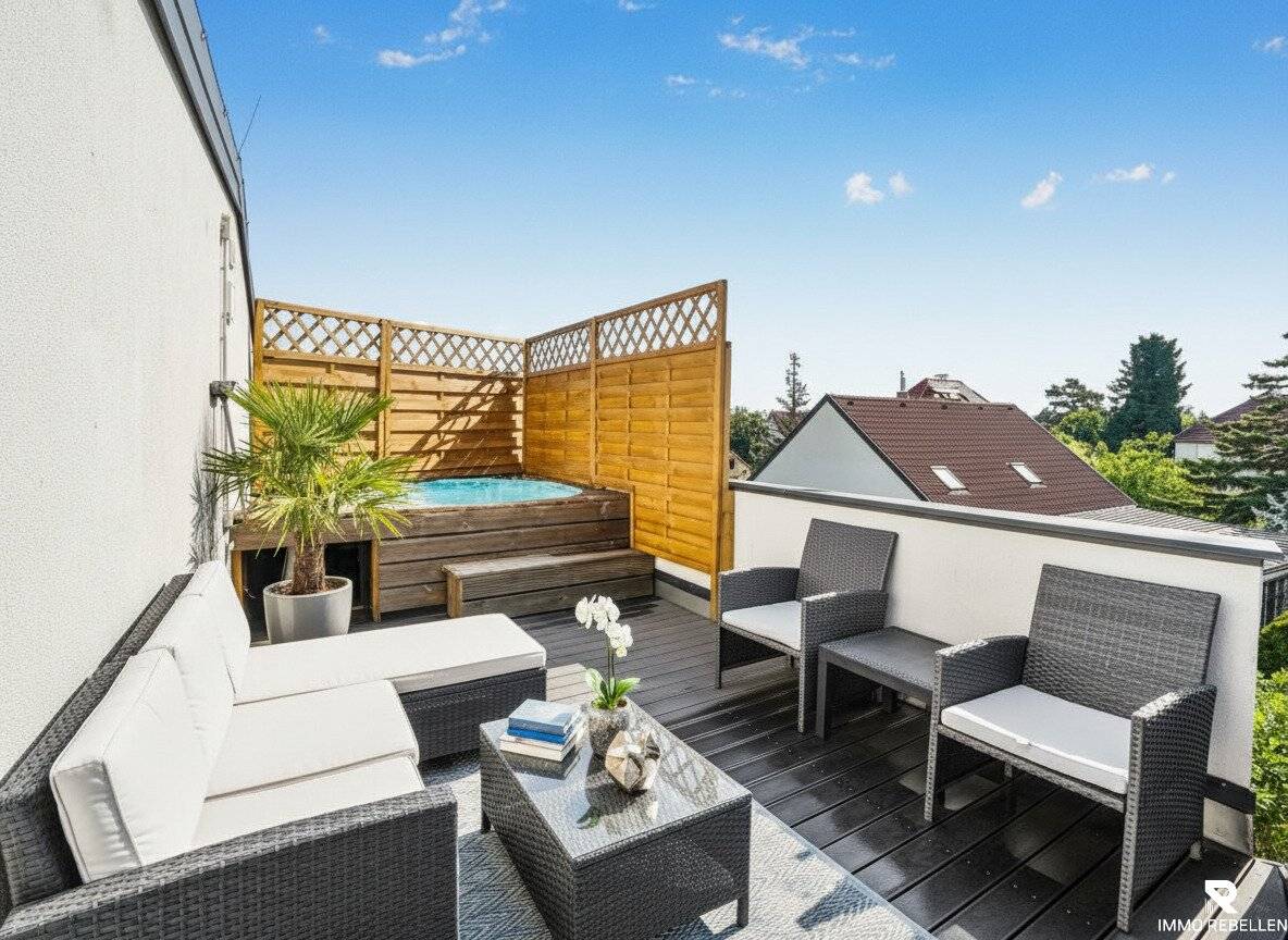 Terrace House in Vösendorf with 144 m² Living Space and 3 Terraces