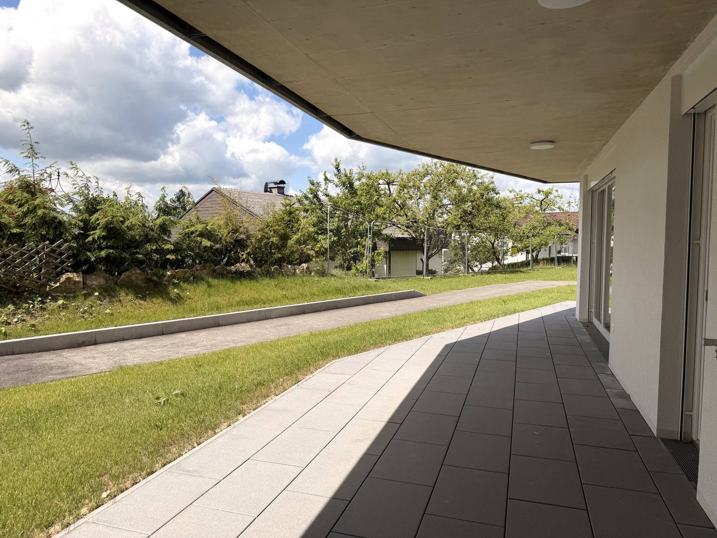 New build apartment first occupancy 2025 with garden