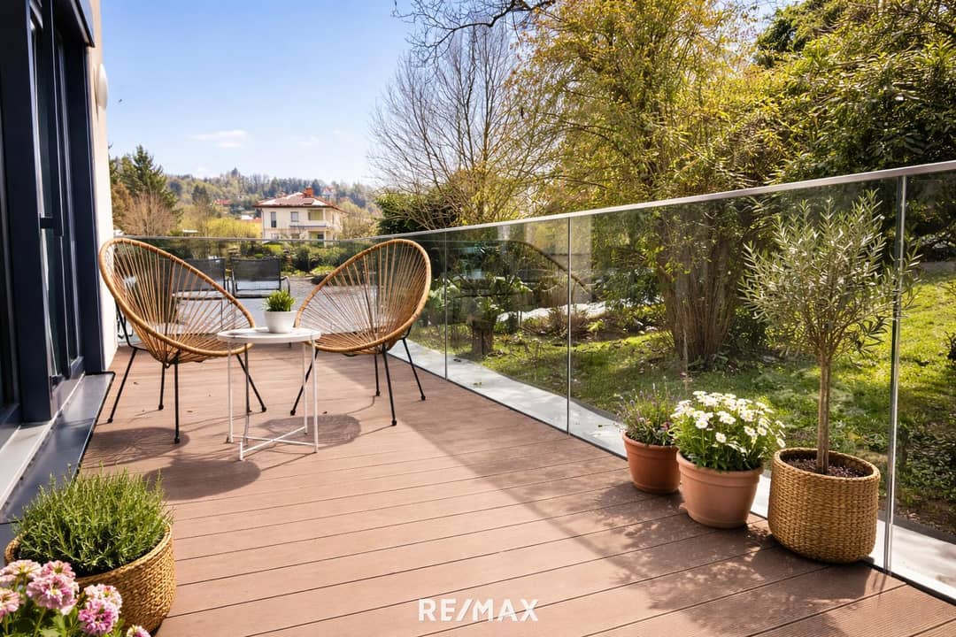 Exklusive Wohnung mit Carport und sonnigem Balkon