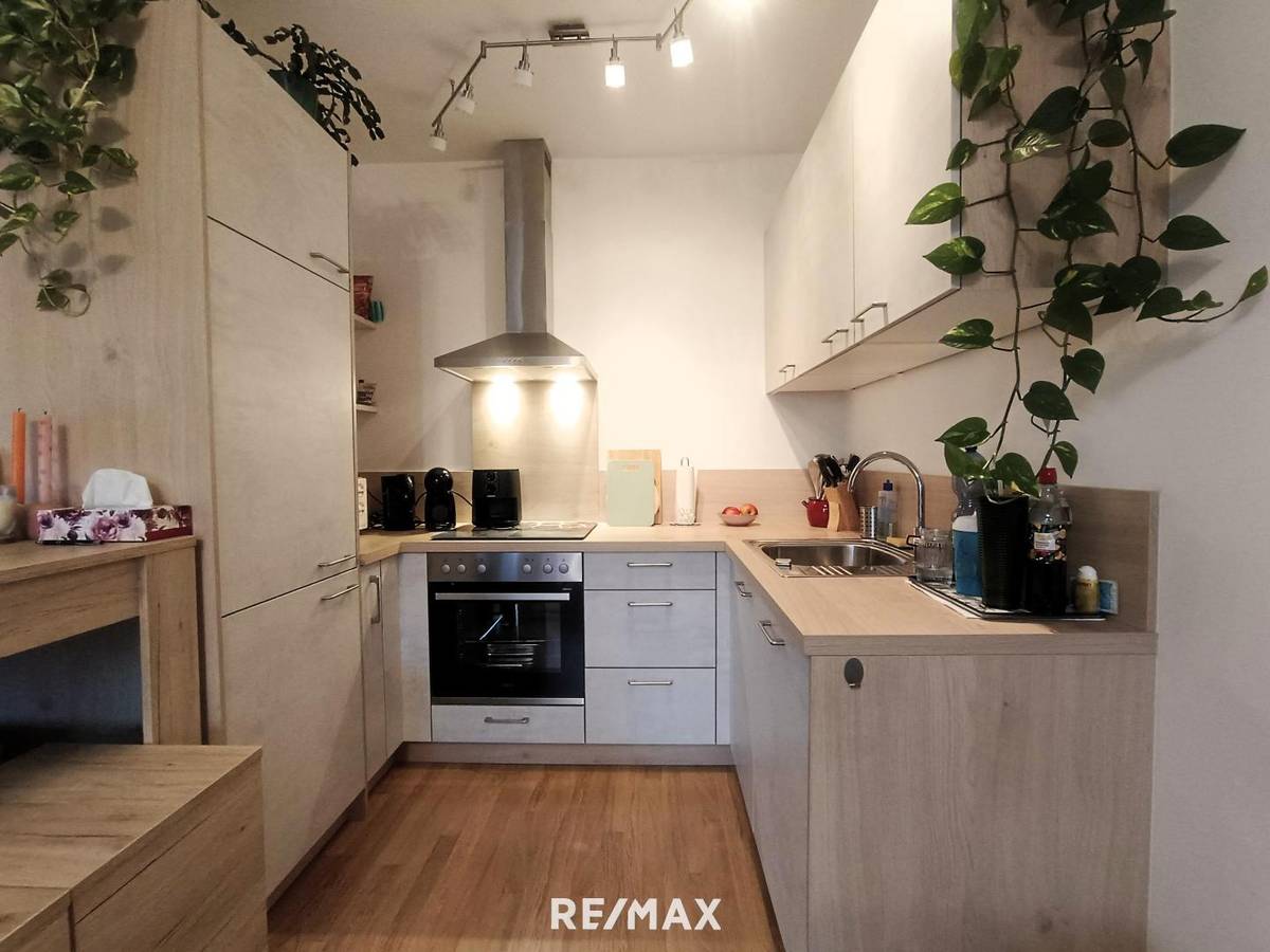 Top sanierte 3-Zimmer-Wwohnung mit Loggia & Garage in Neusiedl am See