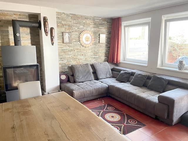 Maisonette with balcony in a quiet setting
