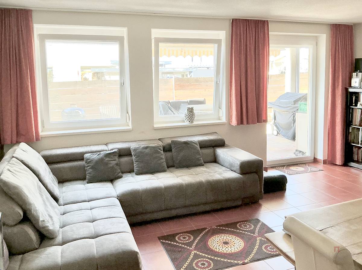 Maisonette with balcony in a quiet setting