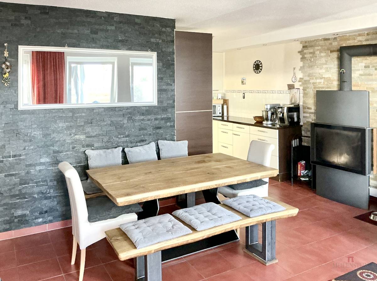 Maisonette with balcony in a quiet setting