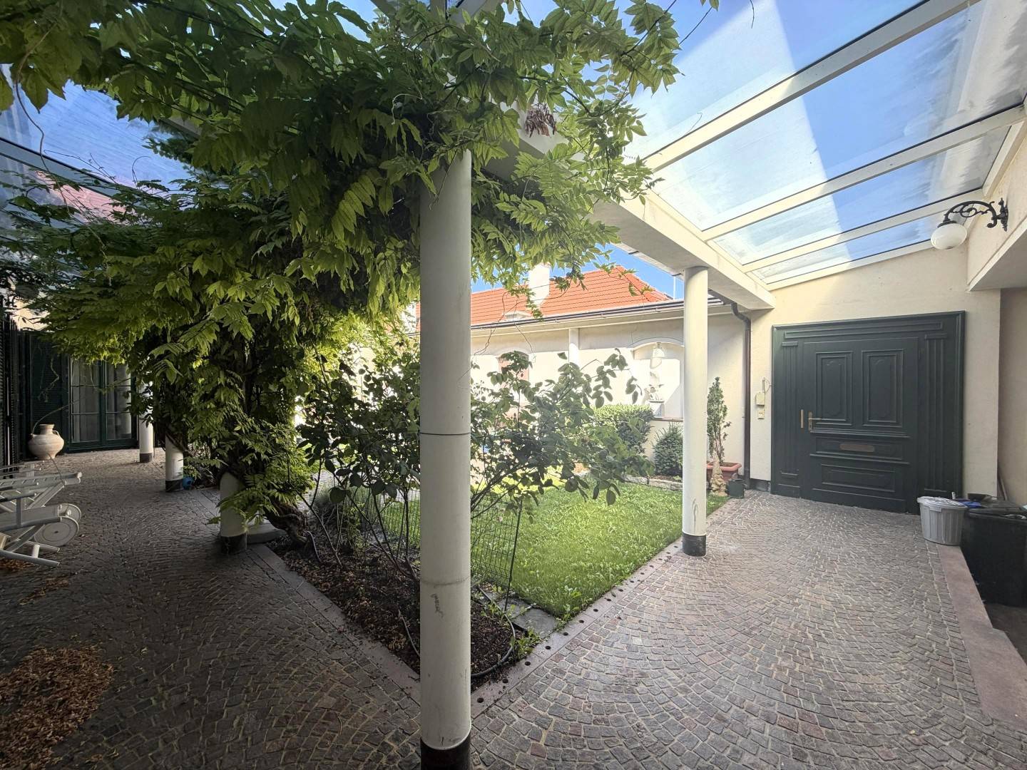 Edle Wohnperle mit Repräsentationspotenzial in Stammersdorf // Prestigious residential jewel with representative potential in Stammersdorf //