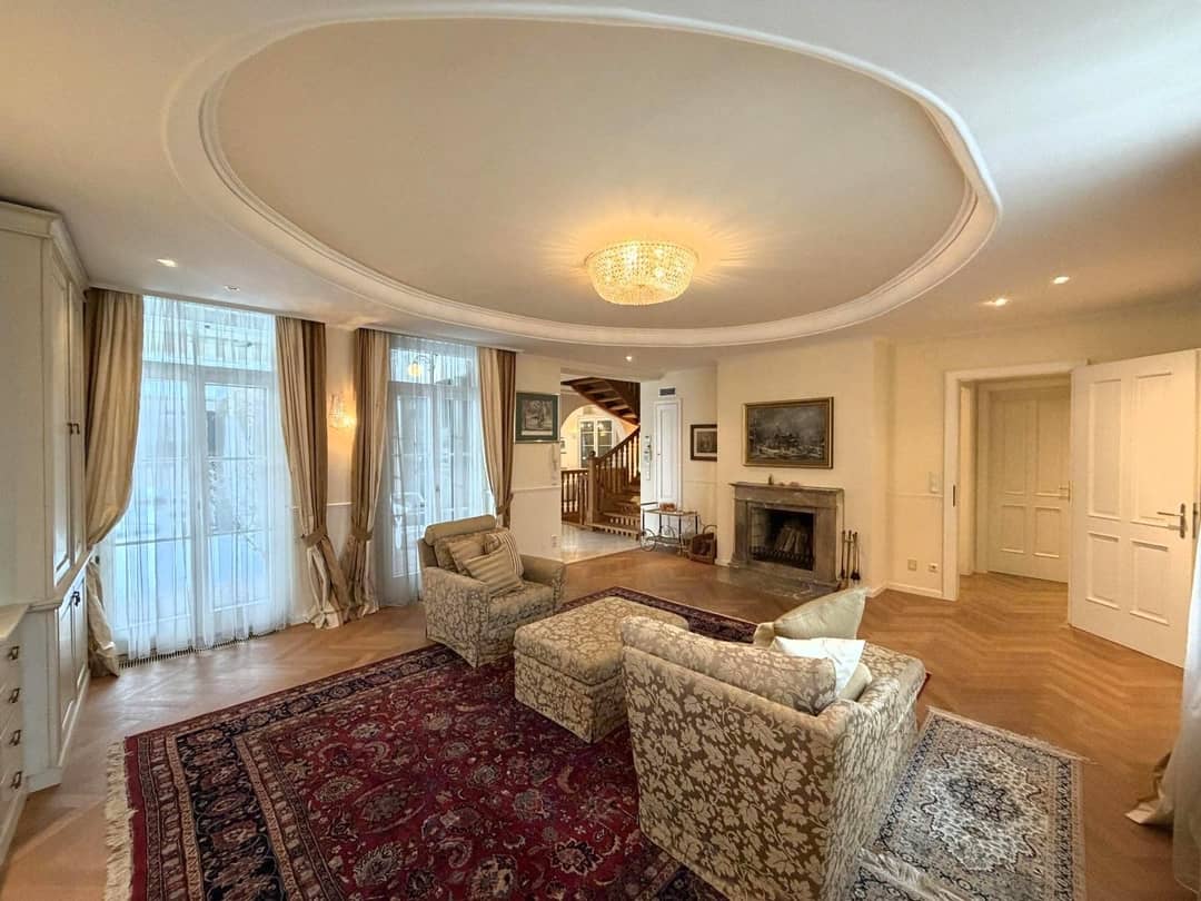 Edles Einfamilienhaus mit Pool in Stammersdorf, Wien – 409 m² Wohnfläche