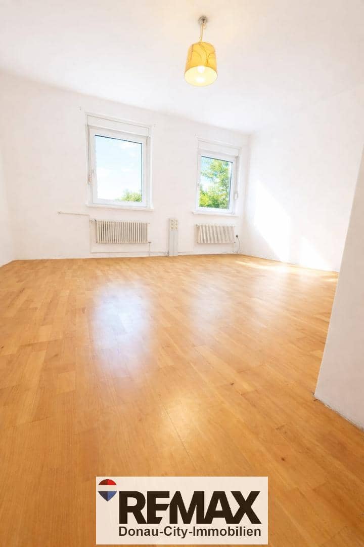 Erdgeschosswohnung mit Loggia und Grünblick