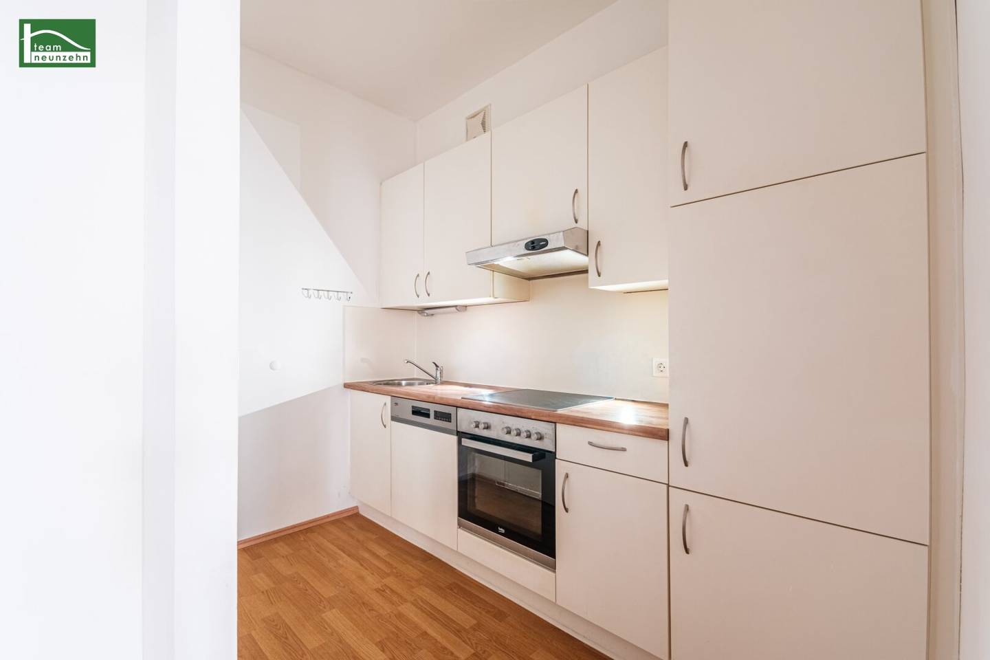 Traumhaftes Altbau-Juwel in ruhiger Seitengasse der Wattgasse und Hernalser Hauptstraße! 2. OG mit Lift!