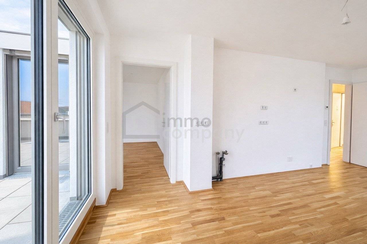 Dachgeschosswohnung First occupancy Balcony Near Lobau