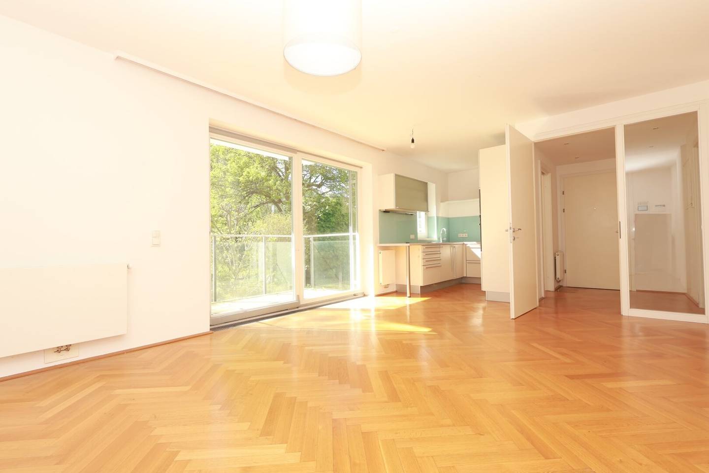 High quality apartment in Glanzing Park terrace