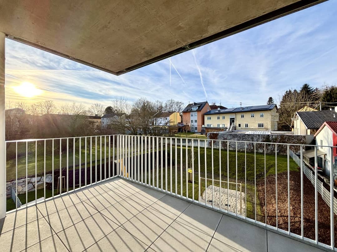 New build apartment with loggia barrier free