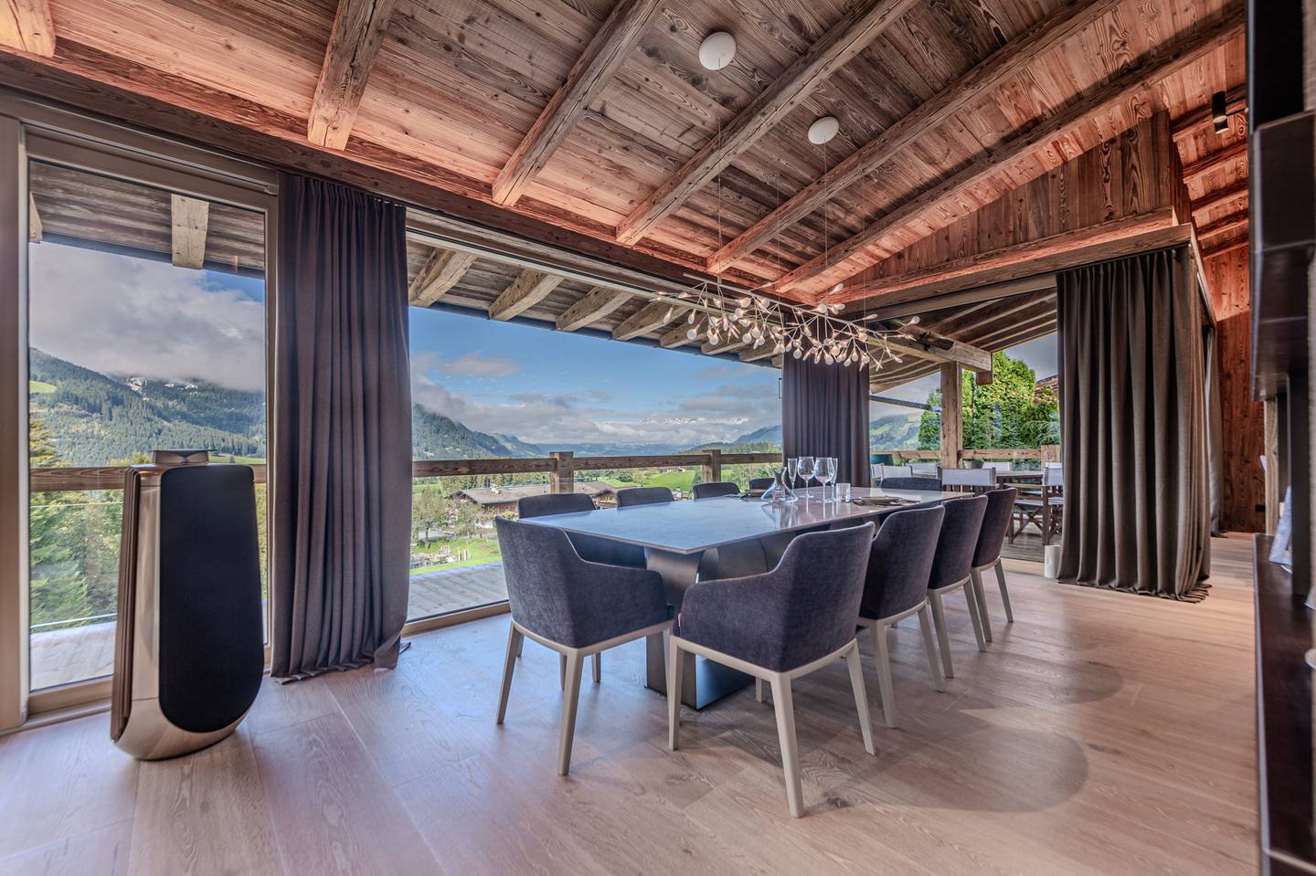 Chalet in Kochau, Aurach bei Kitzbühel mit Kaiserblick und Pool