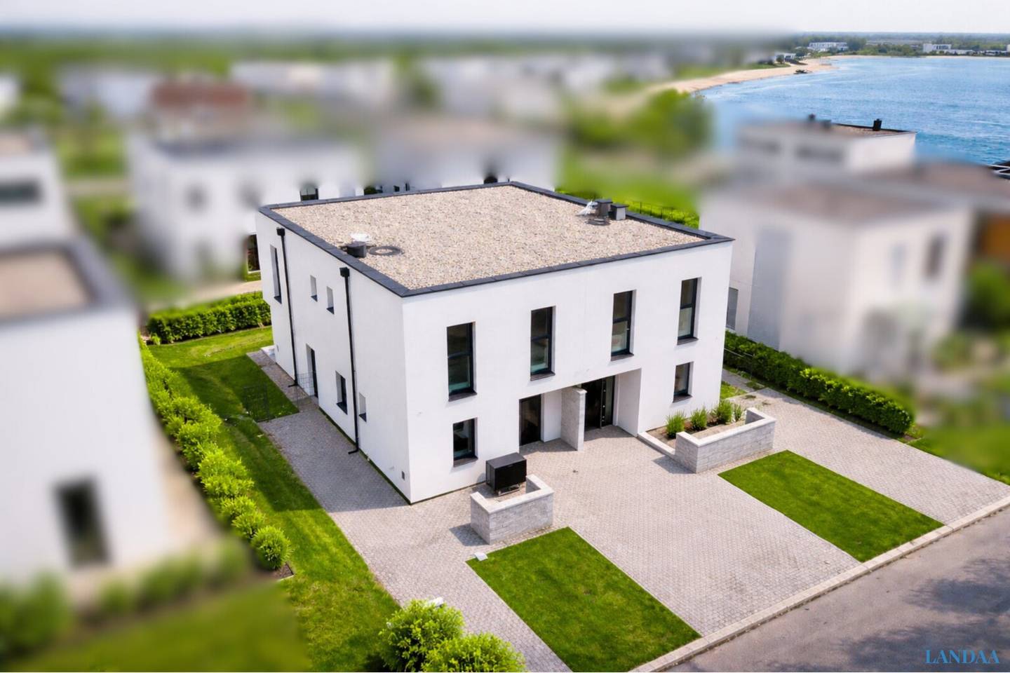 ++PARNDORF++  Wohnen am See: Schlüsselfertige 4-Zimmer-Doppelhaushälfte in Parndorf!