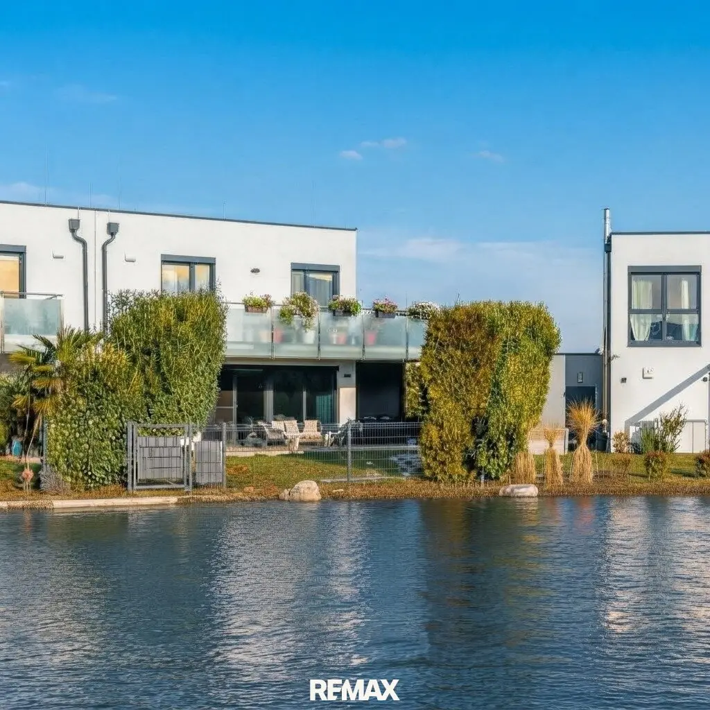 Exclusive villa at Libellensee/Oberwaltersdorf