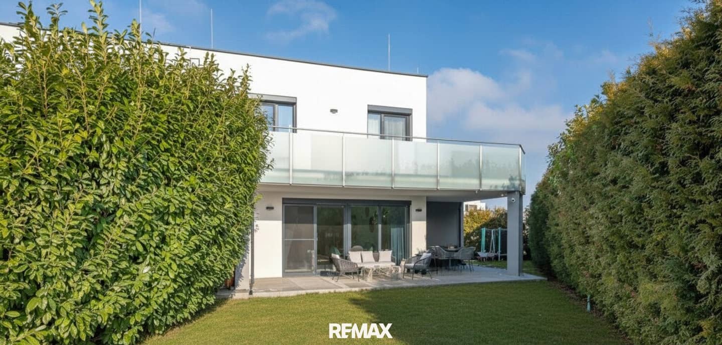 Exclusive villa at Libellensee/Oberwaltersdorf