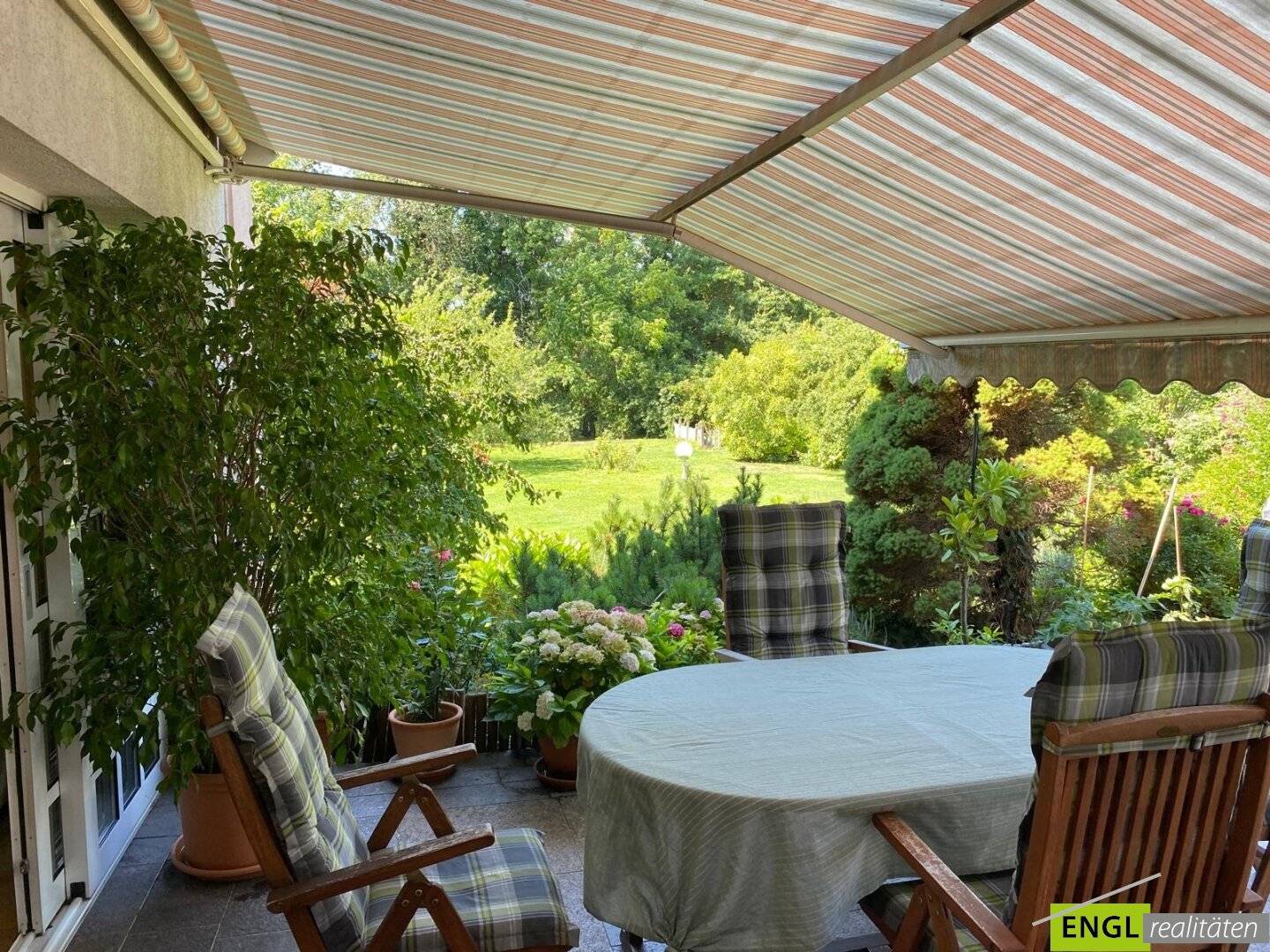 Historic charm and timeless elegance, a stylish turn of the century villa for the highest standards