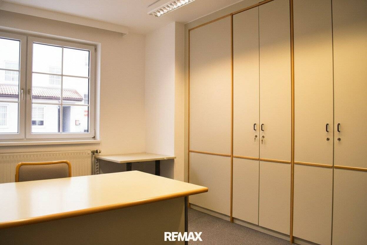 Zentrale Bürofläche in Zwettl – ca. 140 m², Teeküche & Abstellräume