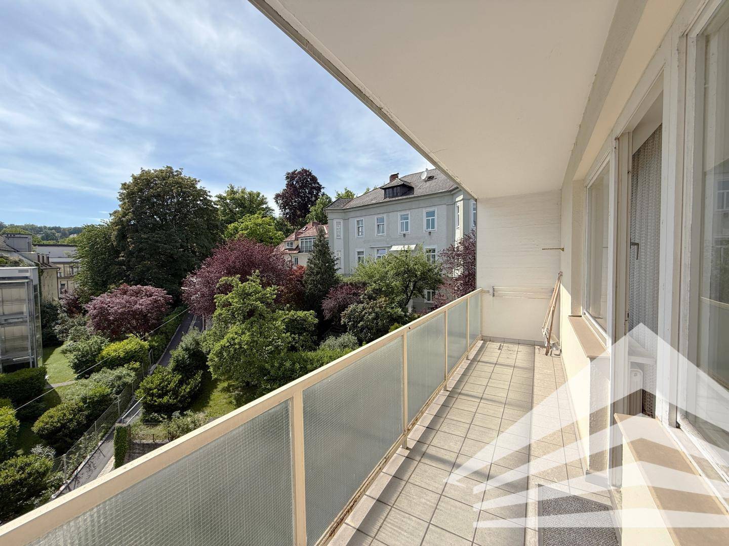 Wohnung Innenstadtlage mit Balkon und Aufzug