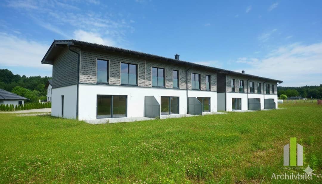 Reihenhaus in Eggelsberg: 4 Zimmer, Terrasse, Neubau, zentral