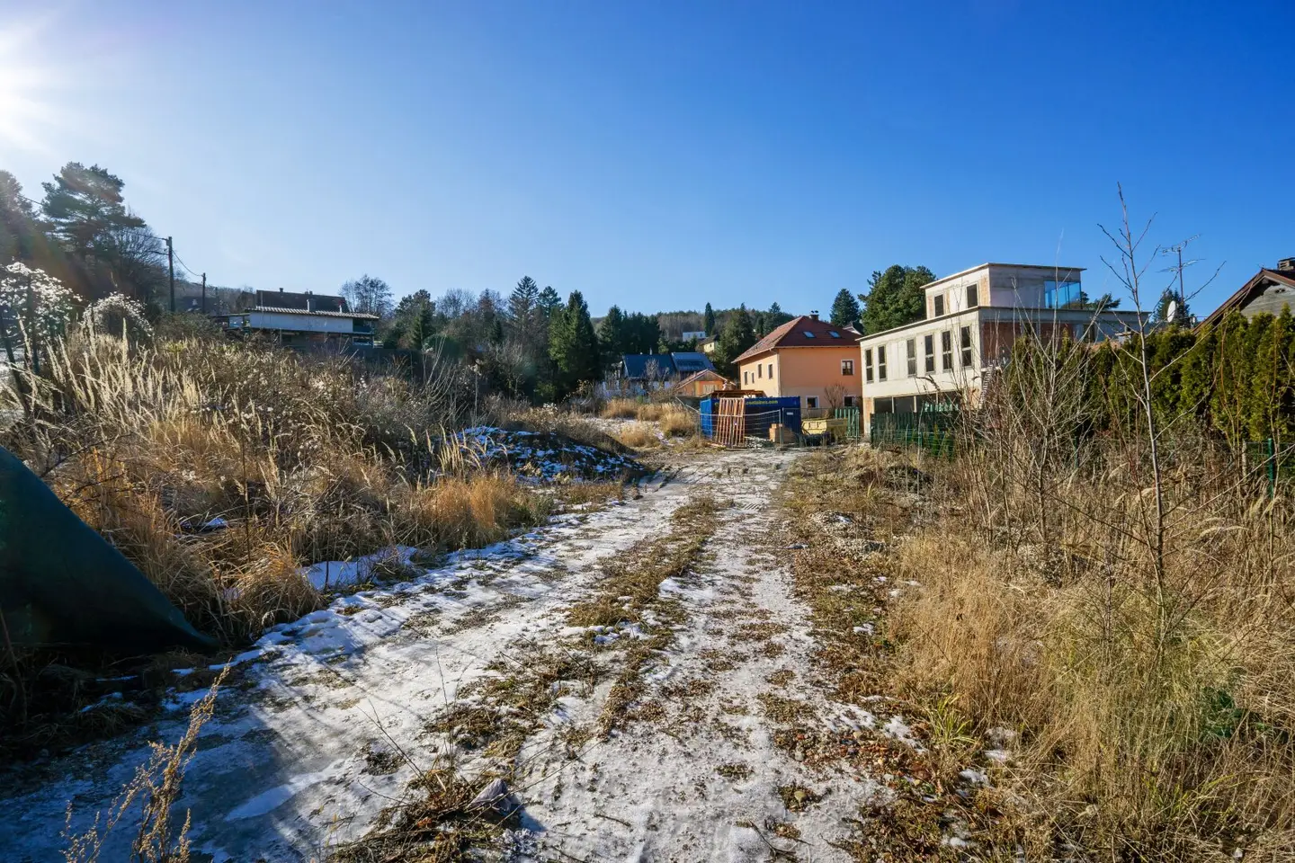 For developers Plot in a green quiet location in Gablitz three parcels with building permit