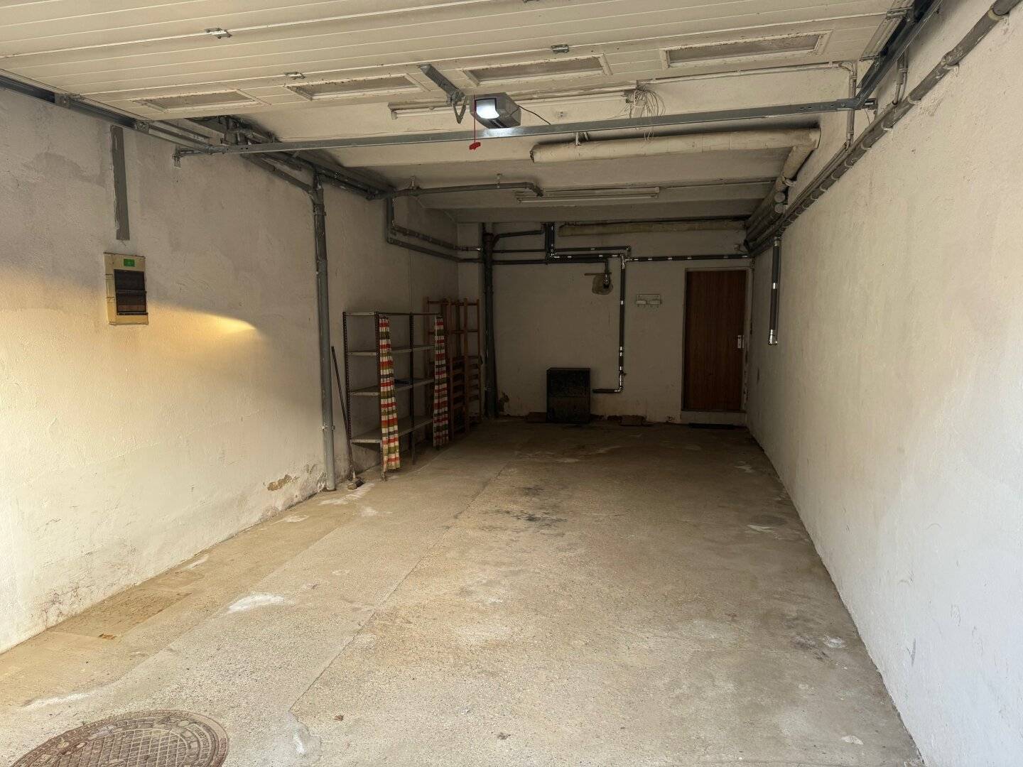 Large single garage/storage for private use in Rust im Tullnerfeld