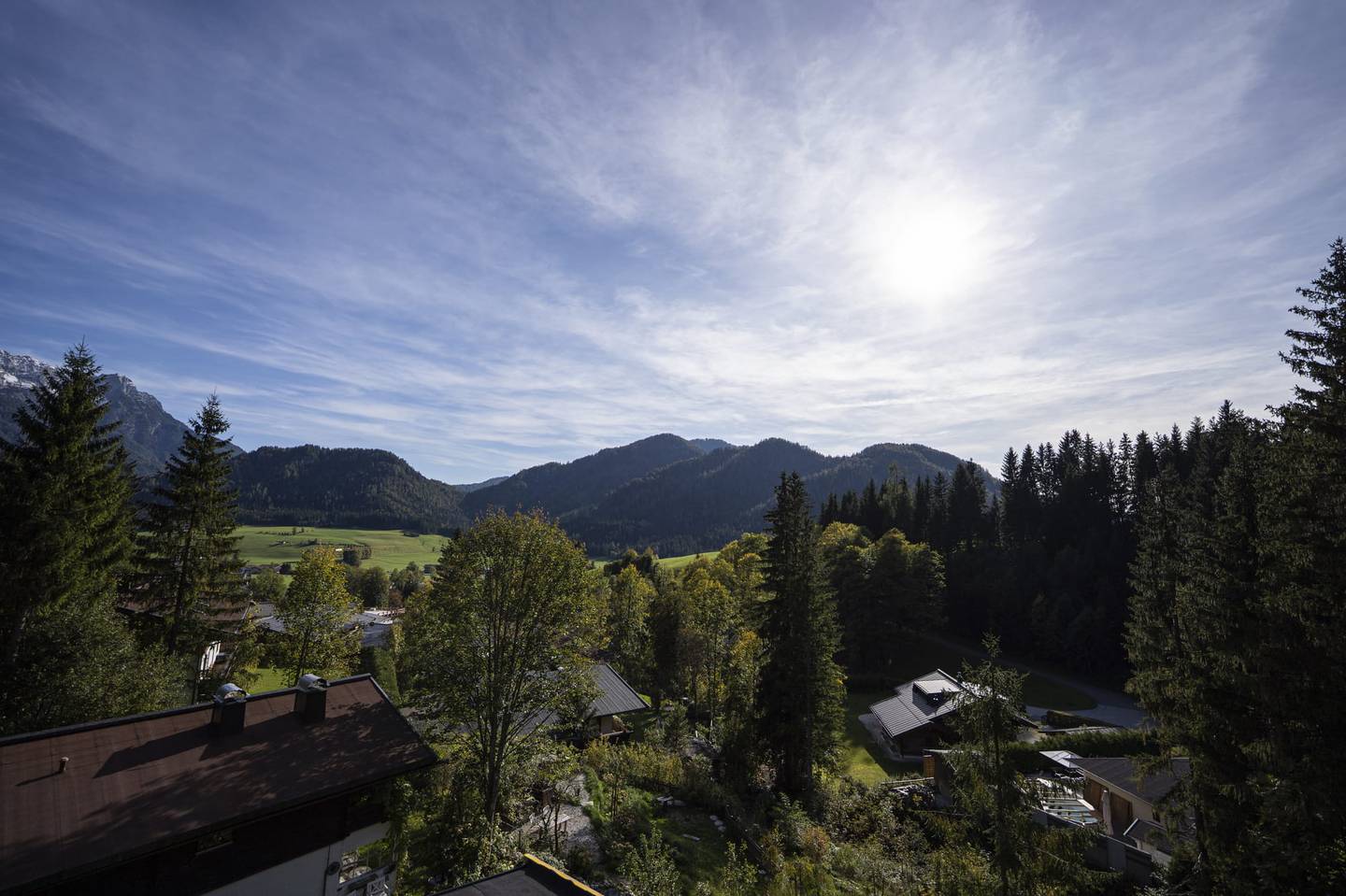 Mehrfamilienhaus am Waldrand in Waidring mit Traumausblick in Tirol