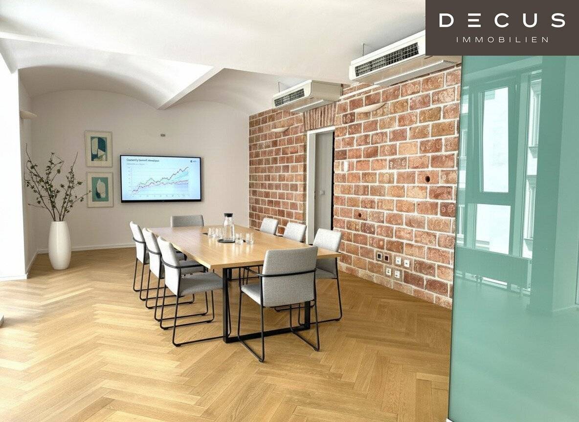 Office Spaces in the 1st District | Prime City Location