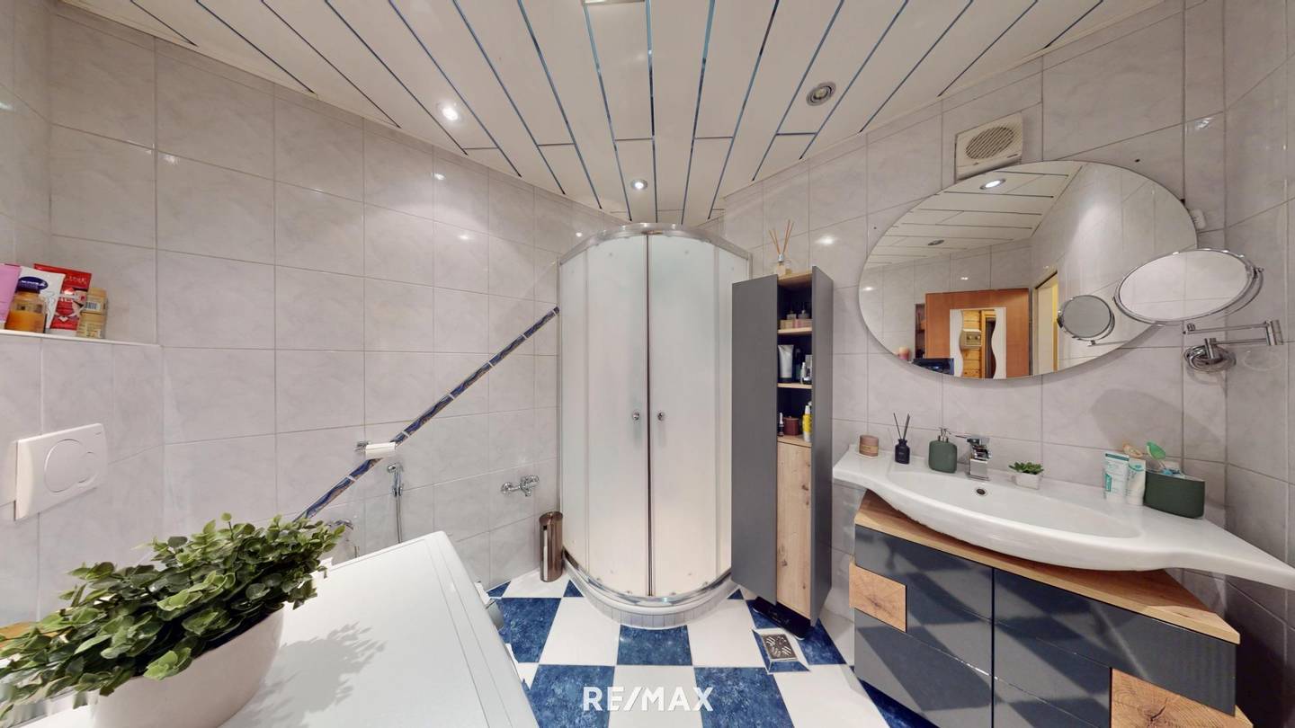 Wohnung im Linzer Zentrum mit Loggia und Sauna