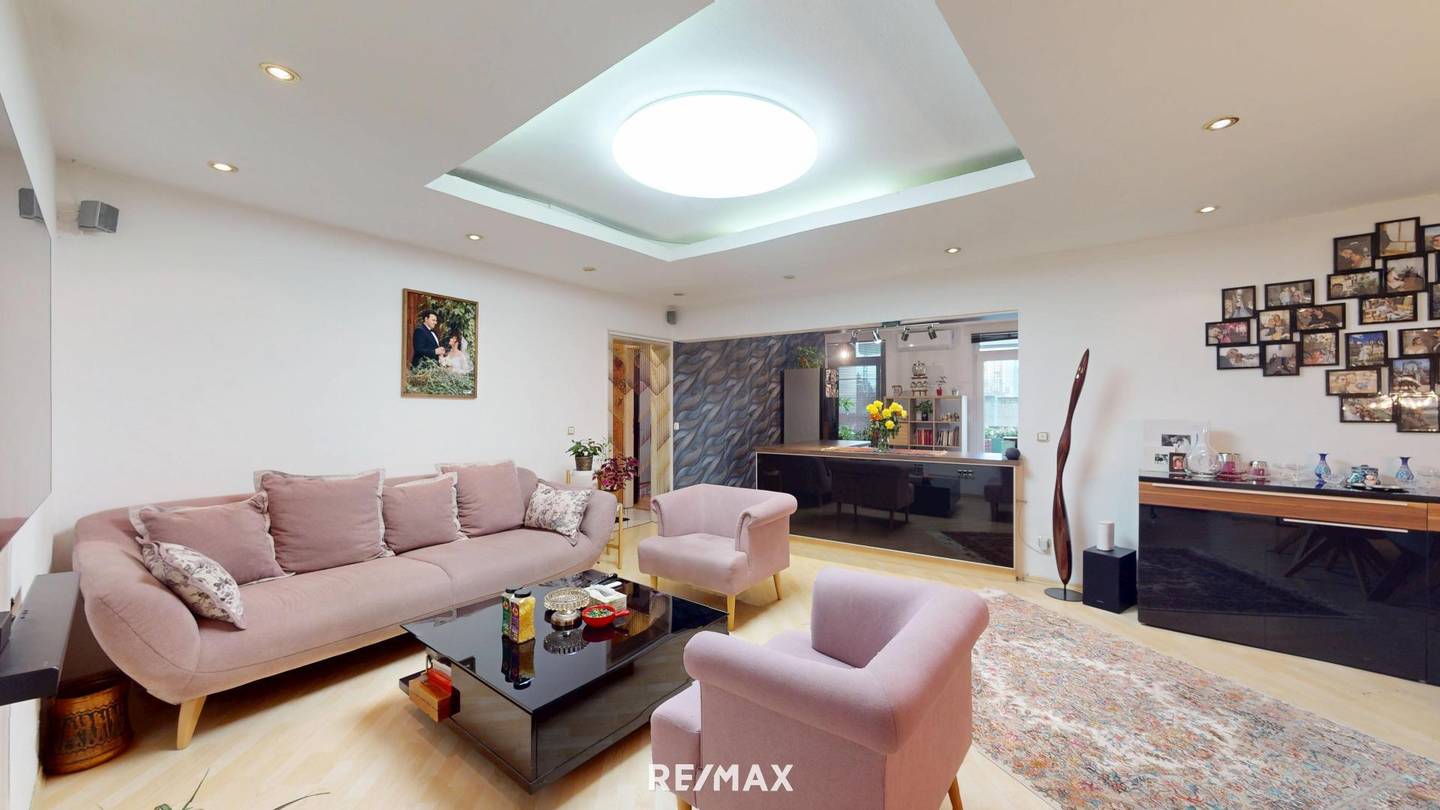 Wohnung im Linzer Zentrum mit Loggia und Sauna