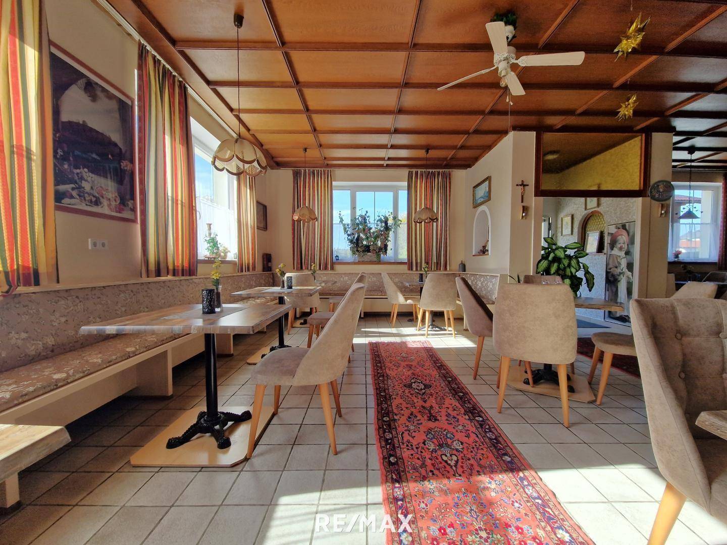 Apartment Generous usable space with terrace and garage