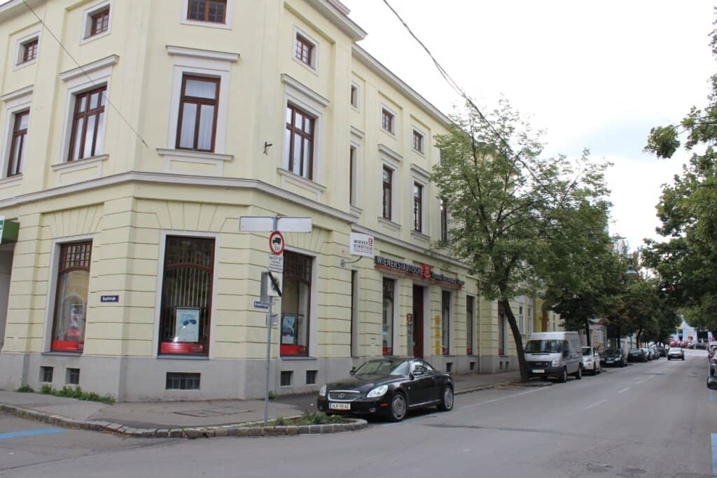 Gewerbefläche Praxis/Büro – 250 m², zentrale Lage in Hollabrunn