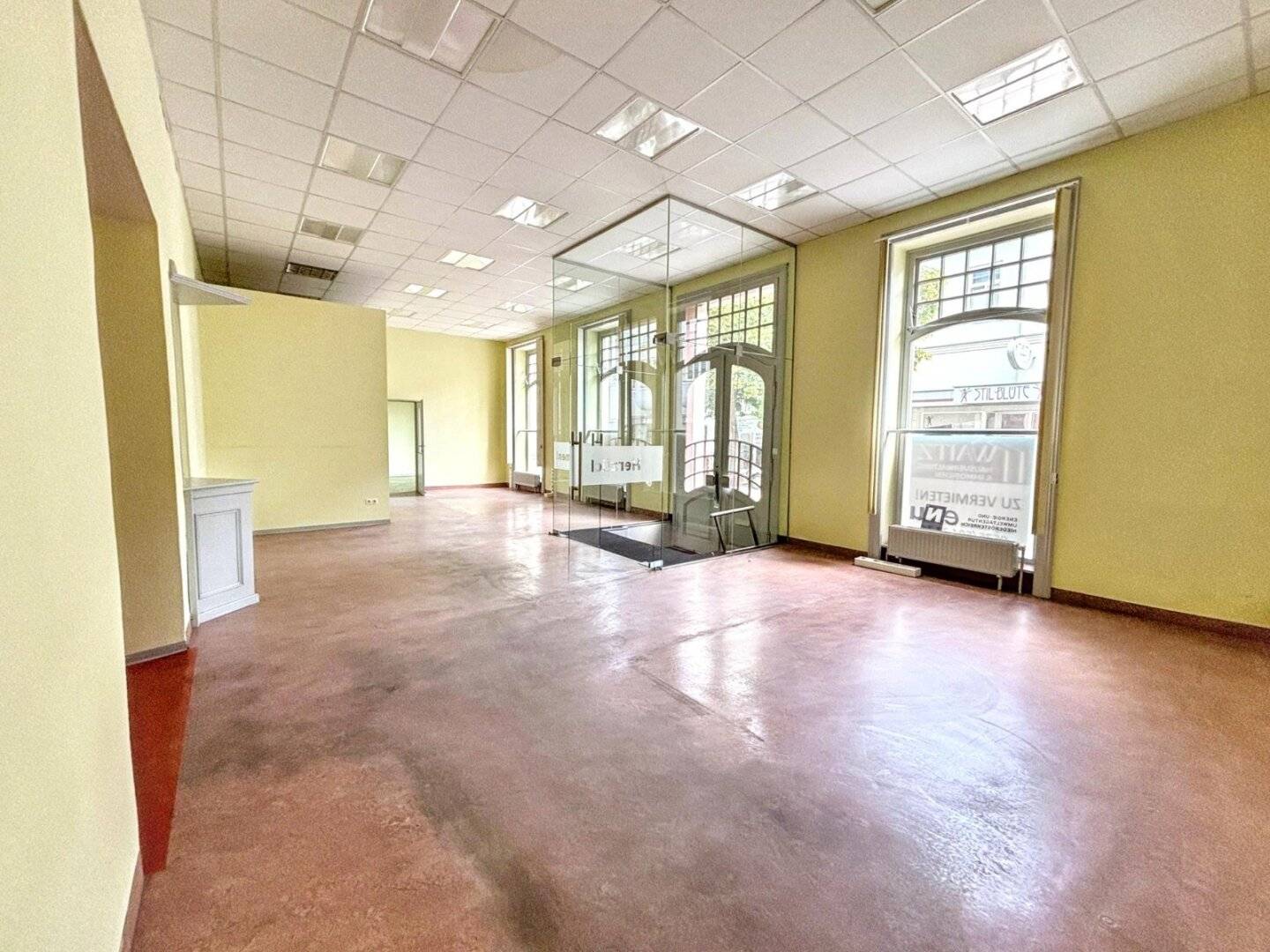 Gewerbefläche Praxis/Büro – 250 m², zentrale Lage in Hollabrunn