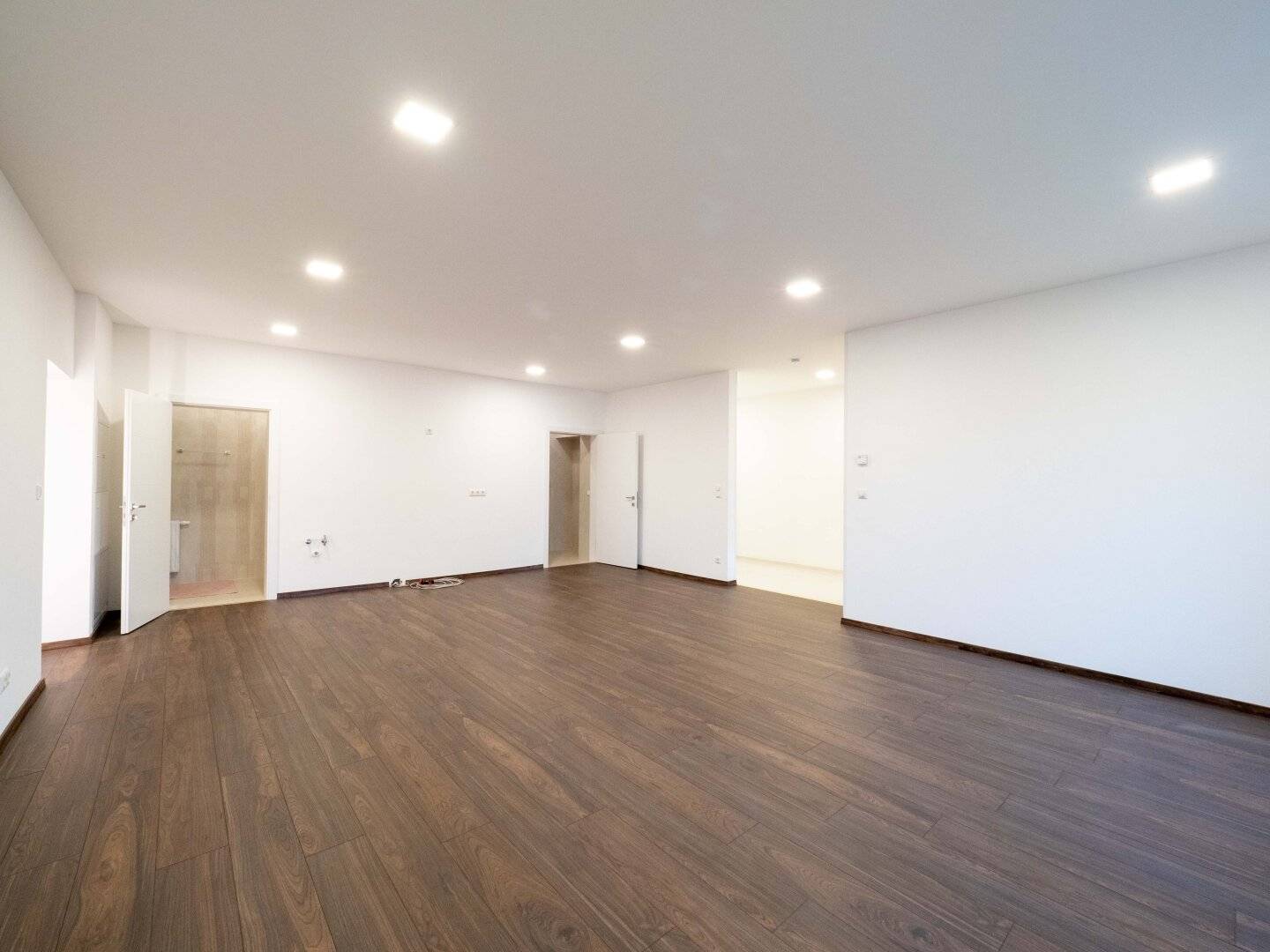 Apartment near Main Square with open kitchen