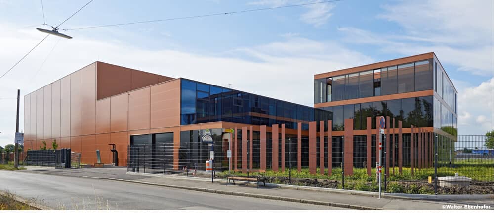 Vollautomatisches Hochregallager mit Bürotrakt in Wien Liesing