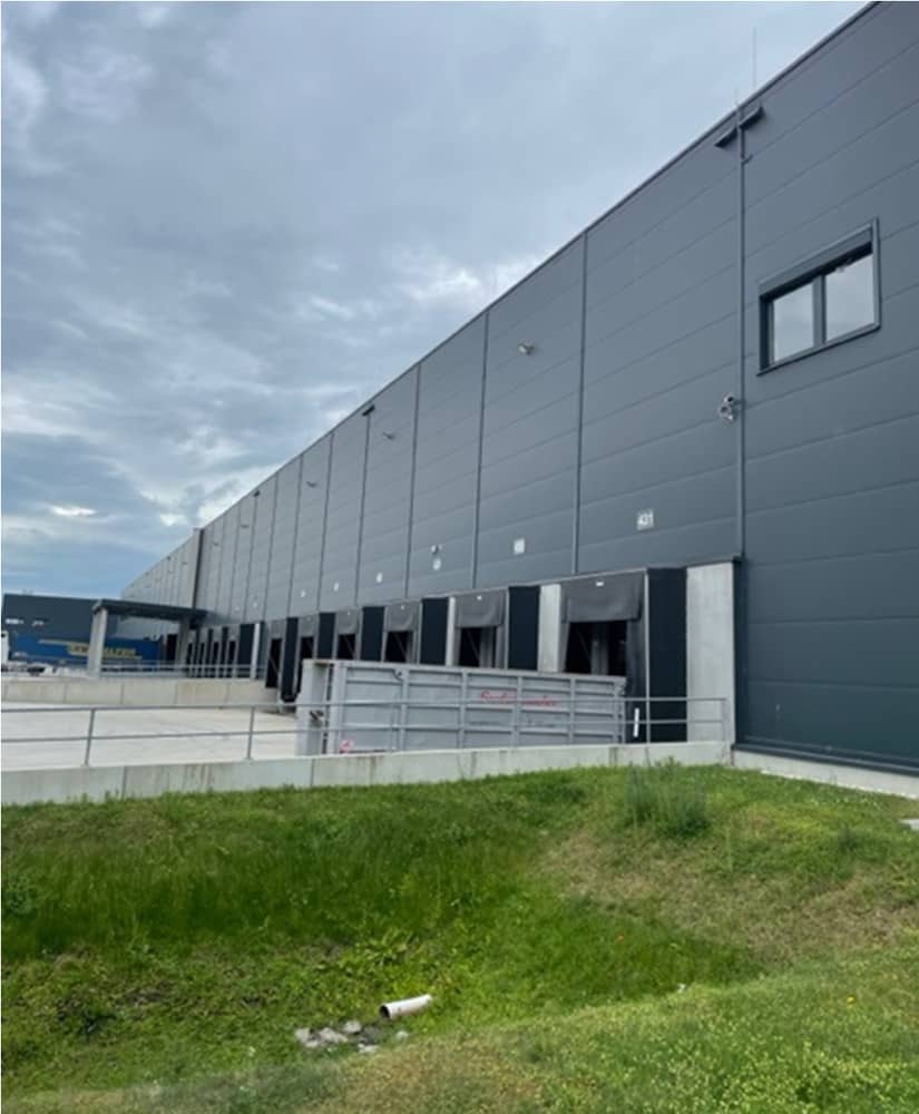 Beidseitig beschickbare Büroflächen 881 m² in Enzersdorf an der Fischa