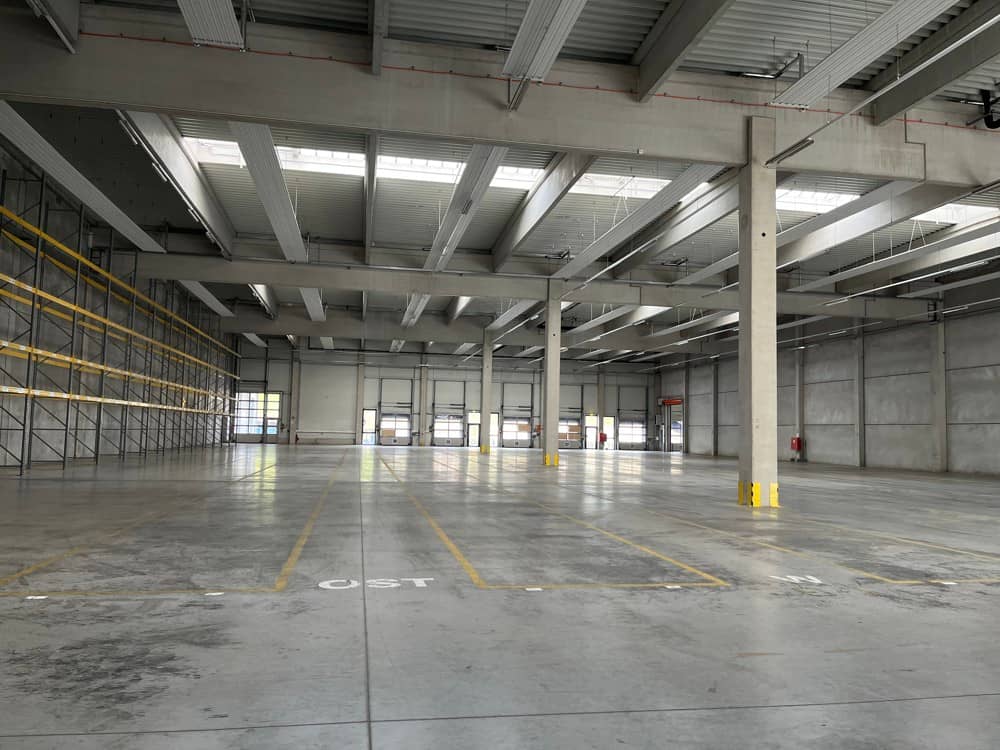 Neuwertige Logistikfläche - an der A1
