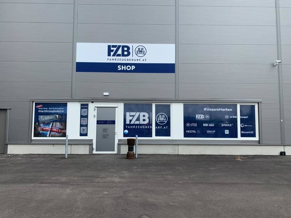 Gewerbehalle | Lager / Büro - / Verkaufsraum zur Untermiete im Squarebizz Business Center Eibesbrunn