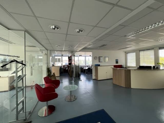 Funktionales Bürohaus!