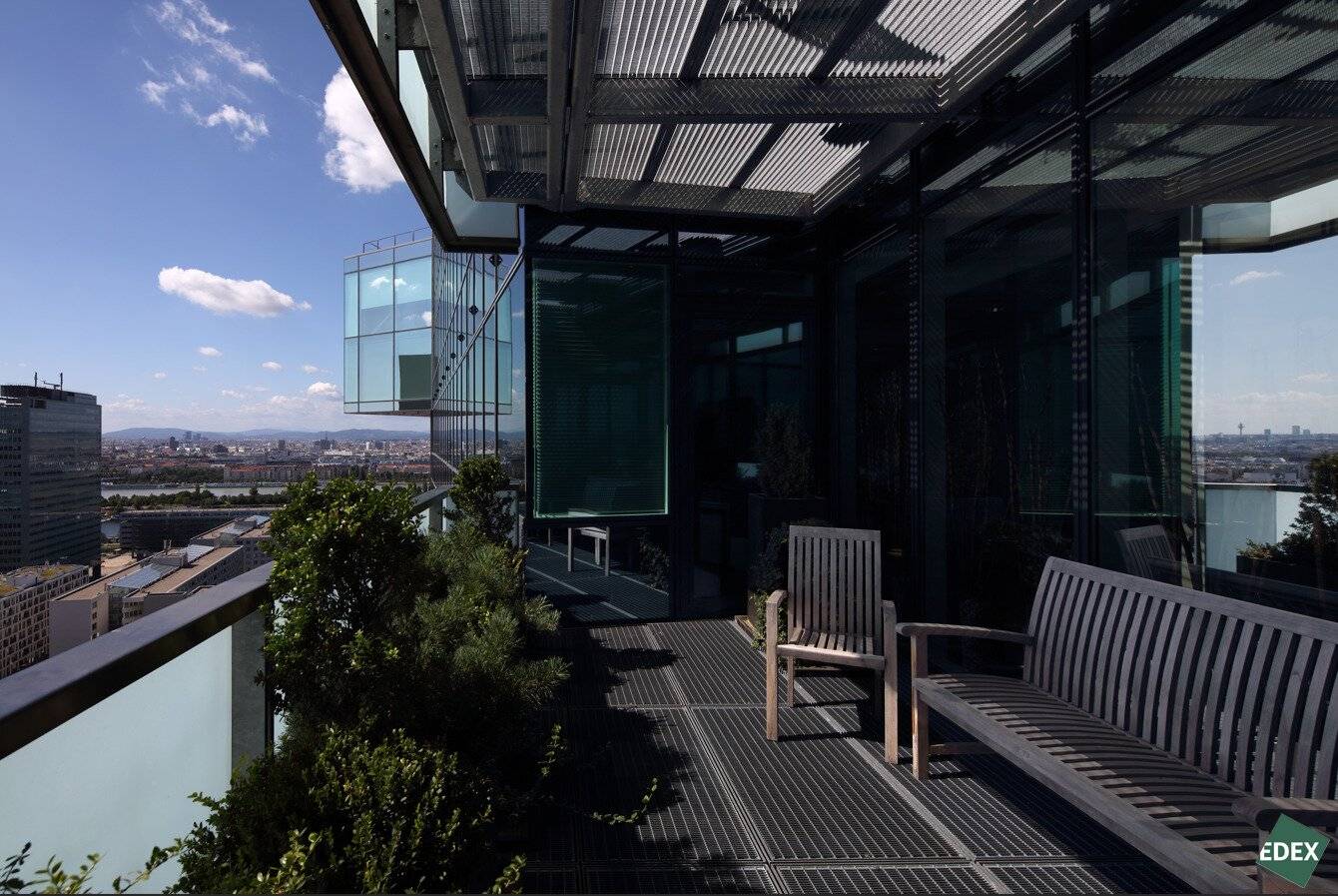 Hochwertige Büroflächen im Saturn Tower VIC Kaisermühlen Wien
