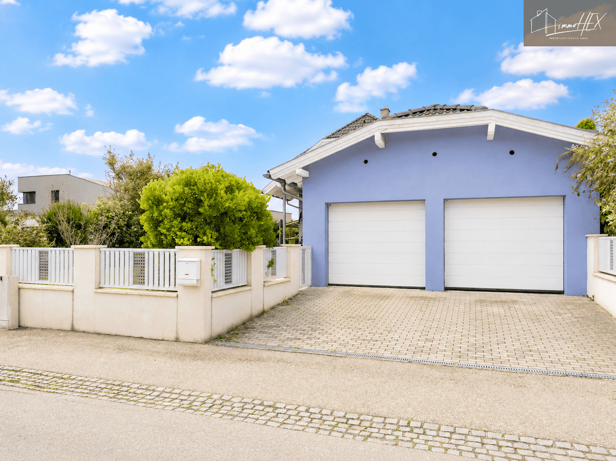 Einfamilienhaus nahe Wien mit PV, Solar & Doppelgarage