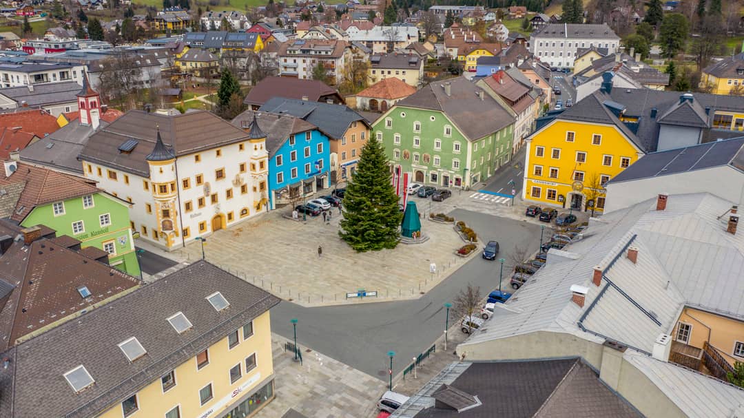 Zentrum von Tamsweg: Wohn- und Geschäftshaus mit 6 Wohneinheiten