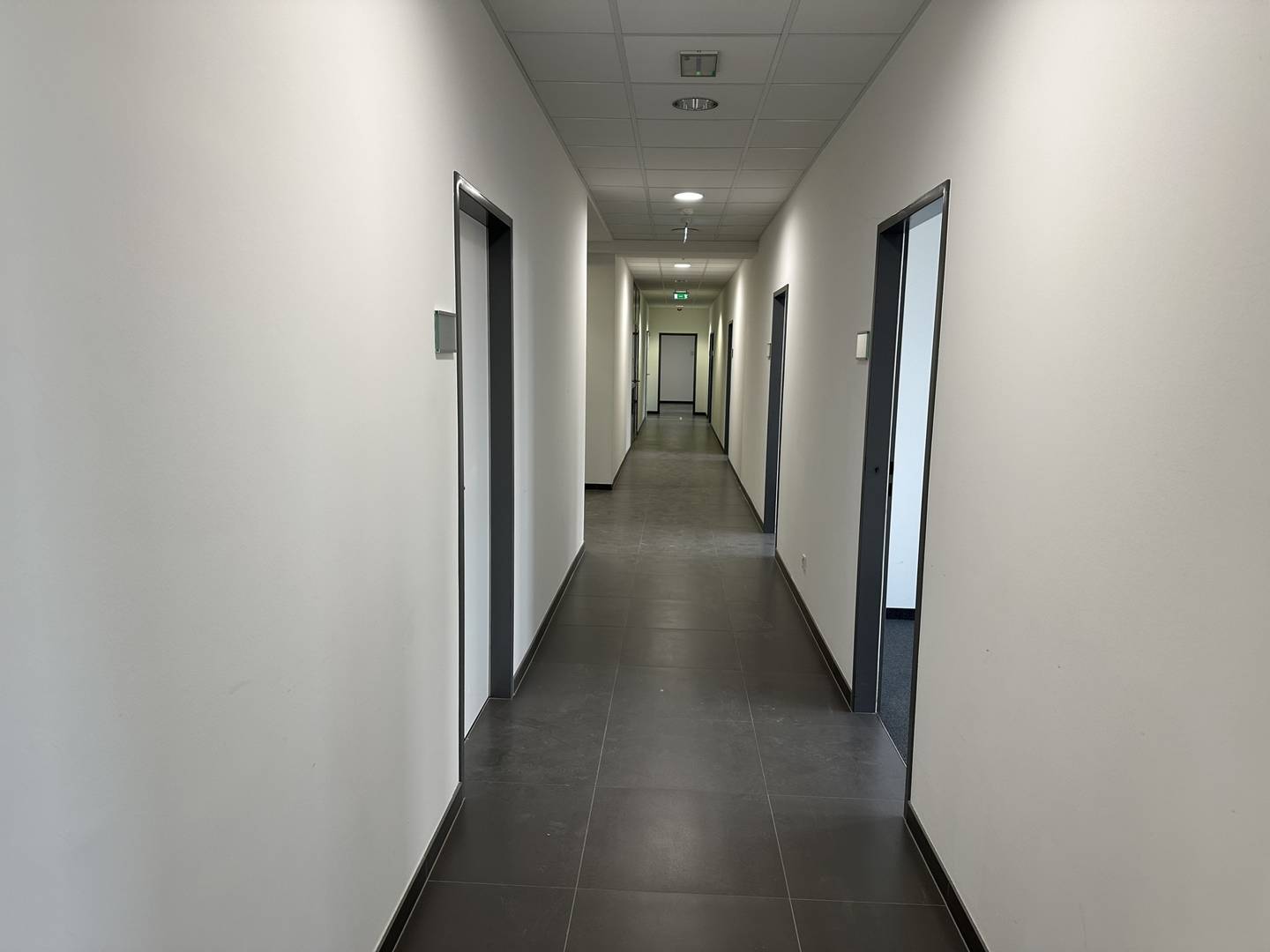 Flexible Office Spaces in a Prime West Location