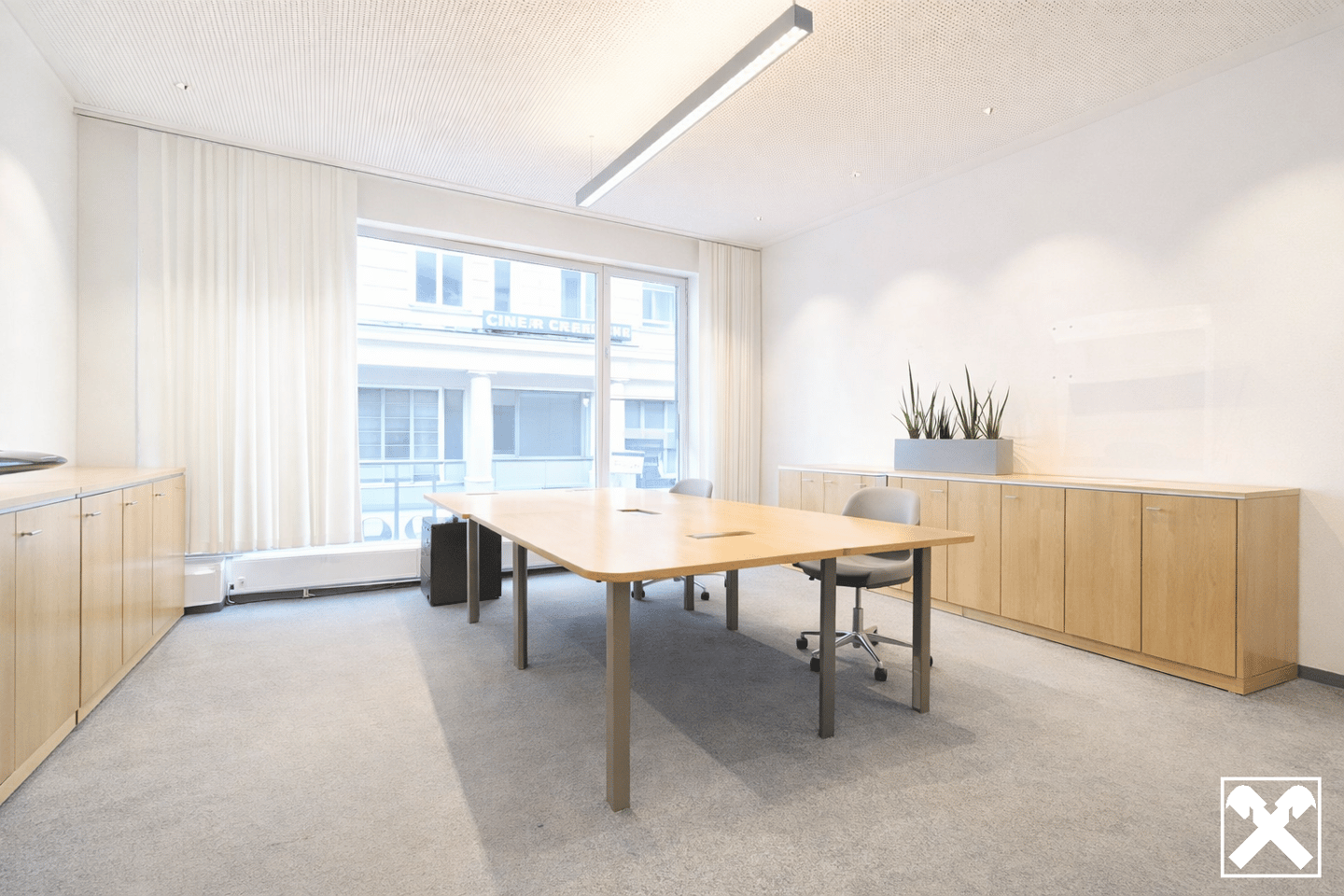 Miete all inclusive! Topbürofläche in Bestlage des 7. Bezirks direkt an der Mariahilfer Straße