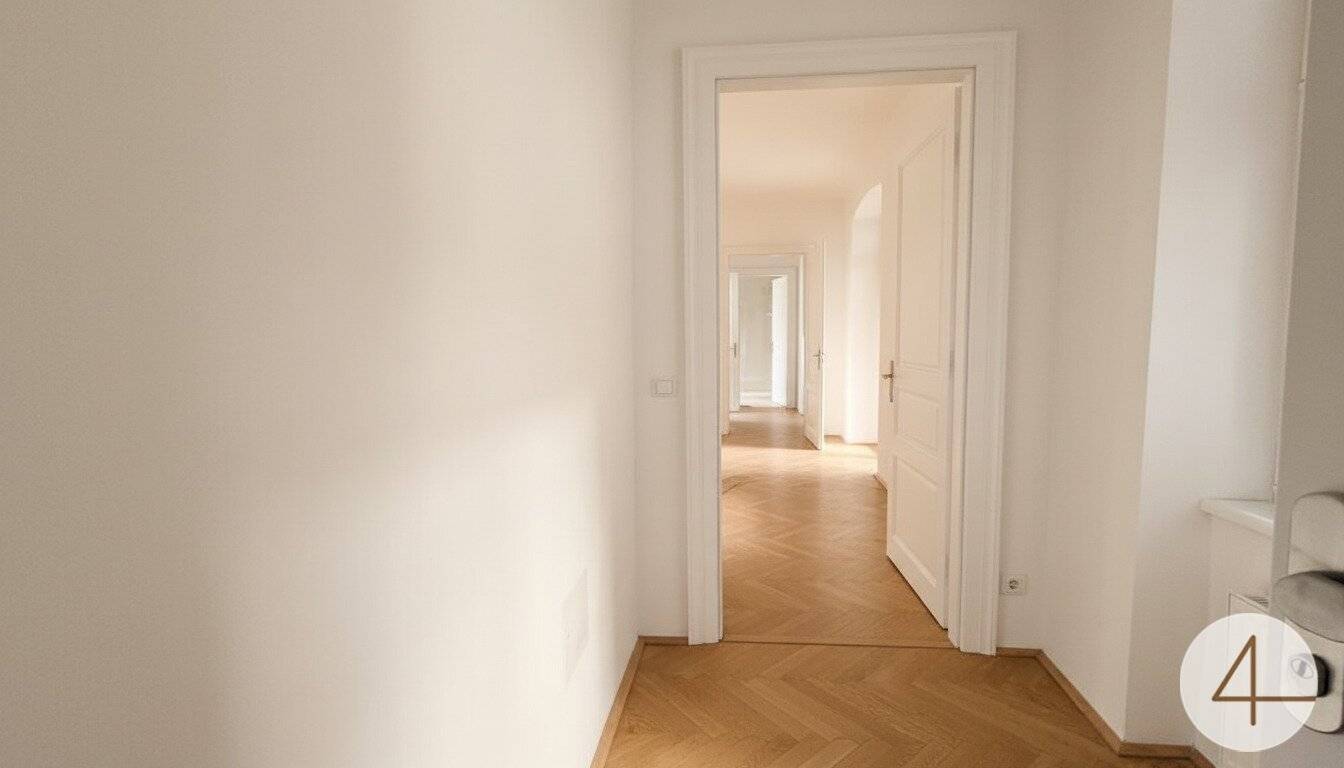 Old building apartment on first floor balcony