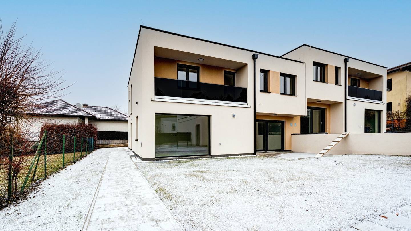 Doppelhaushälfte in Katzelsdorf – 5 Zimmer, Loggia, Terrasse