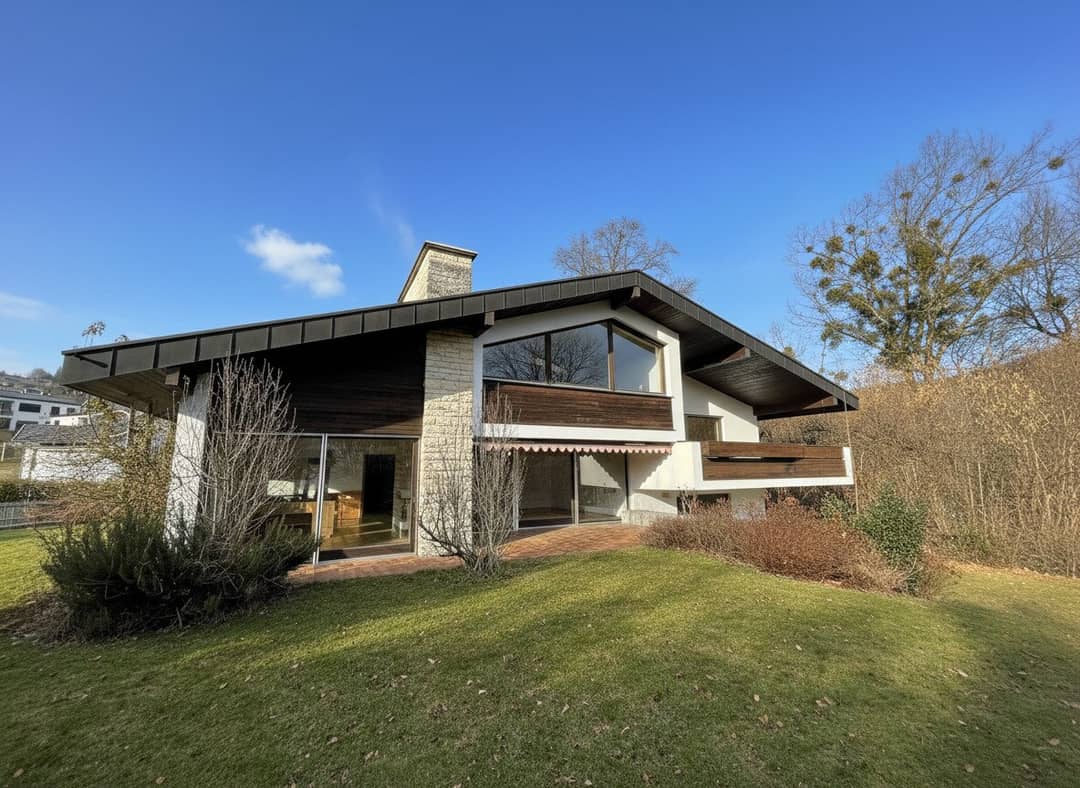 Großes Einfamilienhaus in Göfis – 265 m², 2 Bäder, Garage & Stellplätze