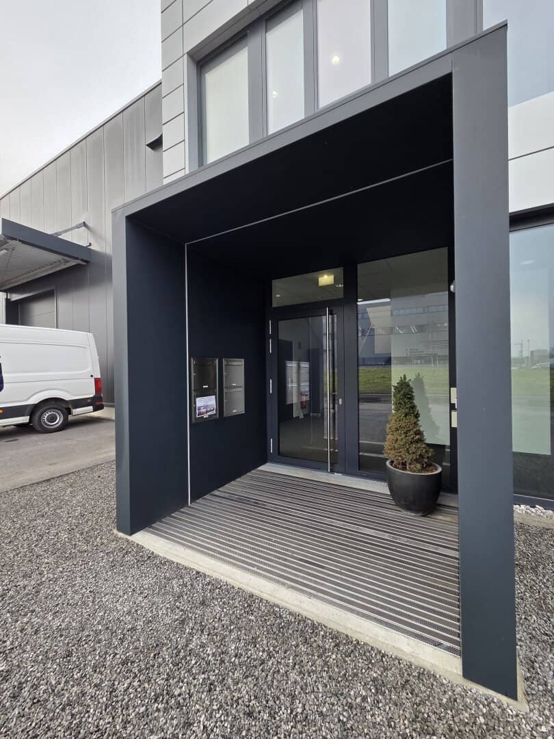 Your new business location at Millenium Park Lustenau: 245 m² office space for rent