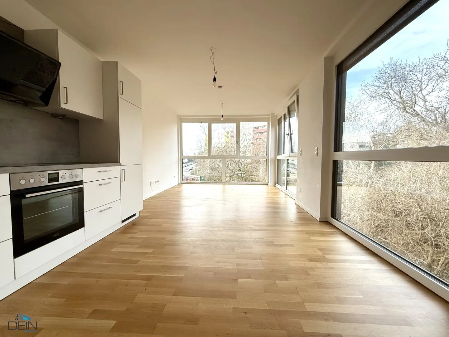 ANLEGEROBJEKTE! VERMIETETE 2 ZIMMER NEUBAUWOHNUNGEN MIT FREIFLÄCHEN NÄHE BADETEICH HIRSCHSTETTEN!