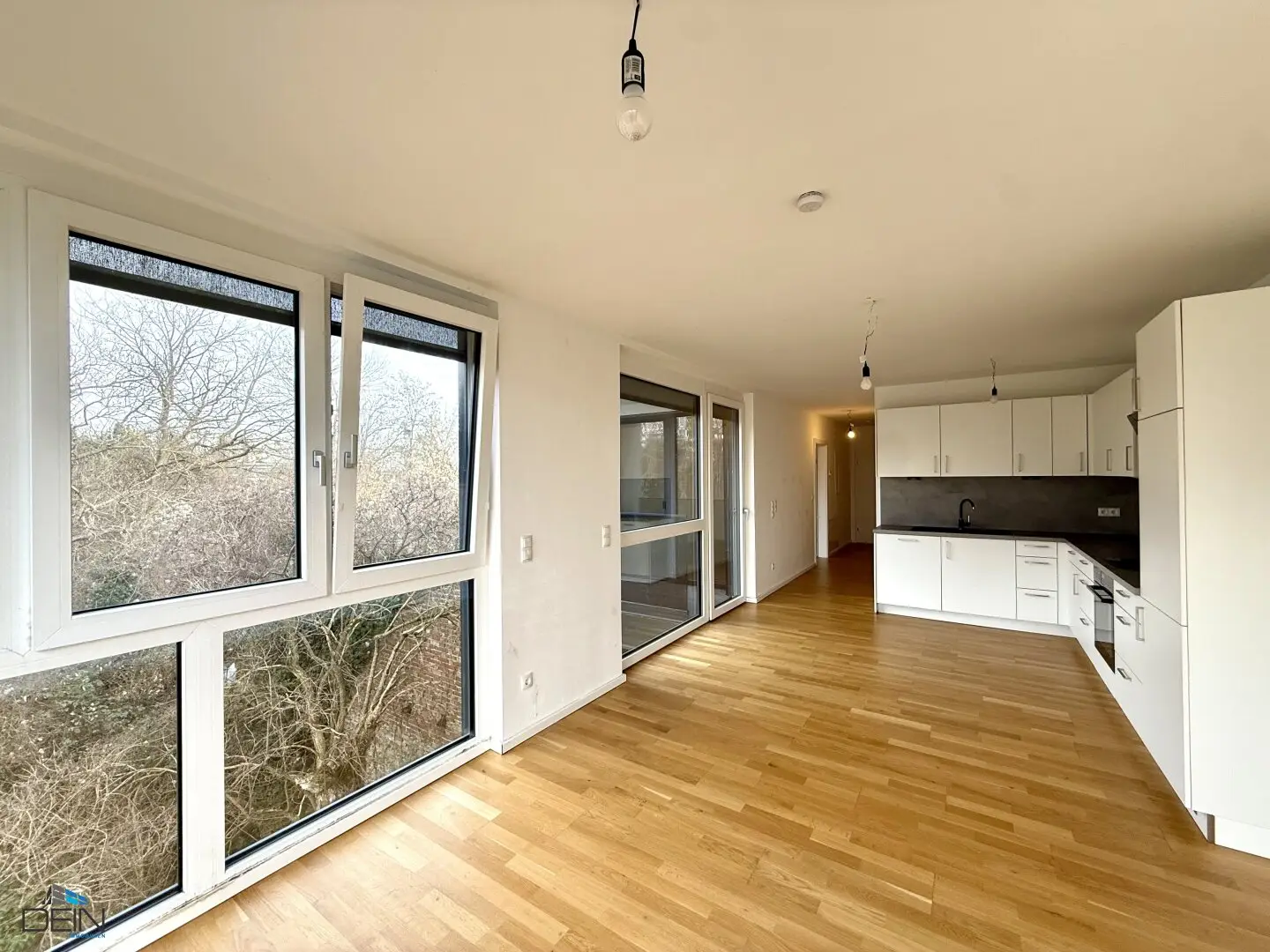 ANLEGEROBJEKTE! VERMIETETE 2 ZIMMER NEUBAUWOHNUNGEN MIT FREIFLÄCHEN NÄHE BADETEICH HIRSCHSTETTEN!