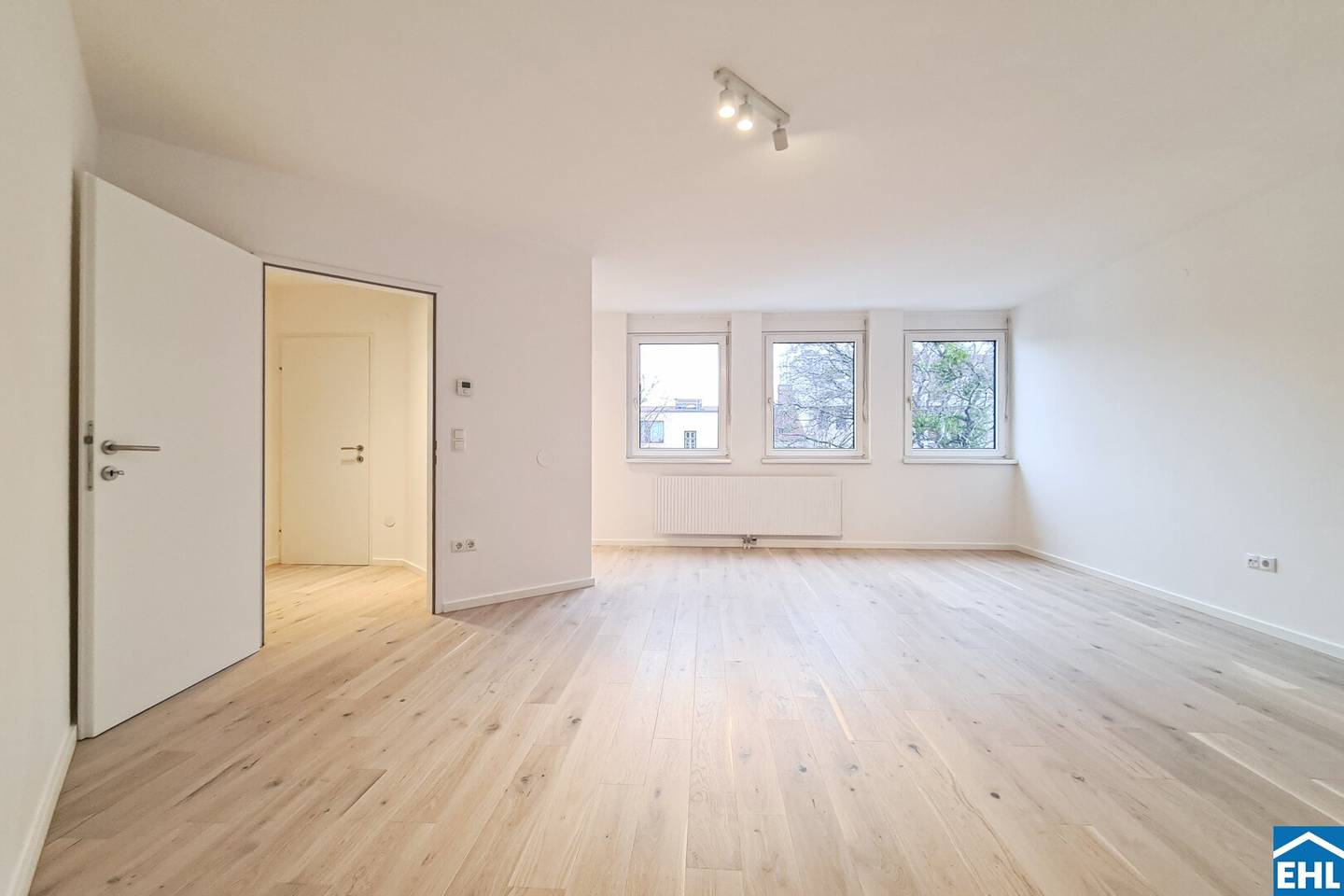 Apartment near Währinger Park first occupancy after renovation
