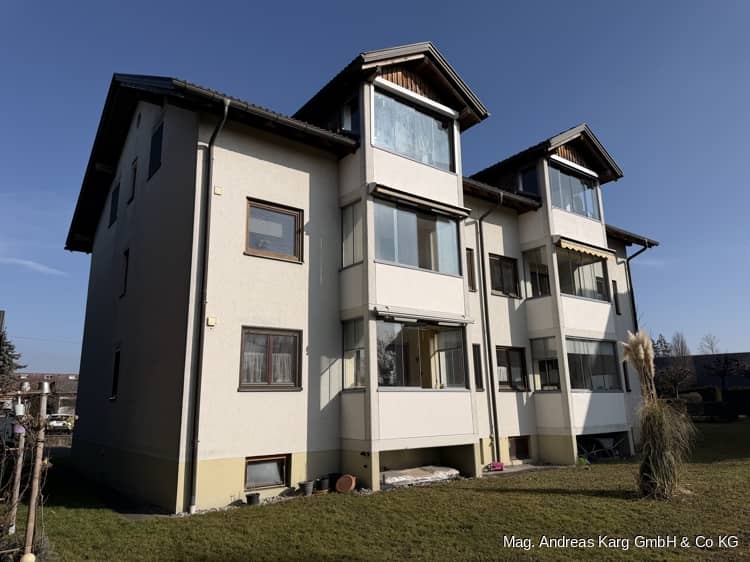 Wohnung nahe dem Bodensee mit verglaster Loggia